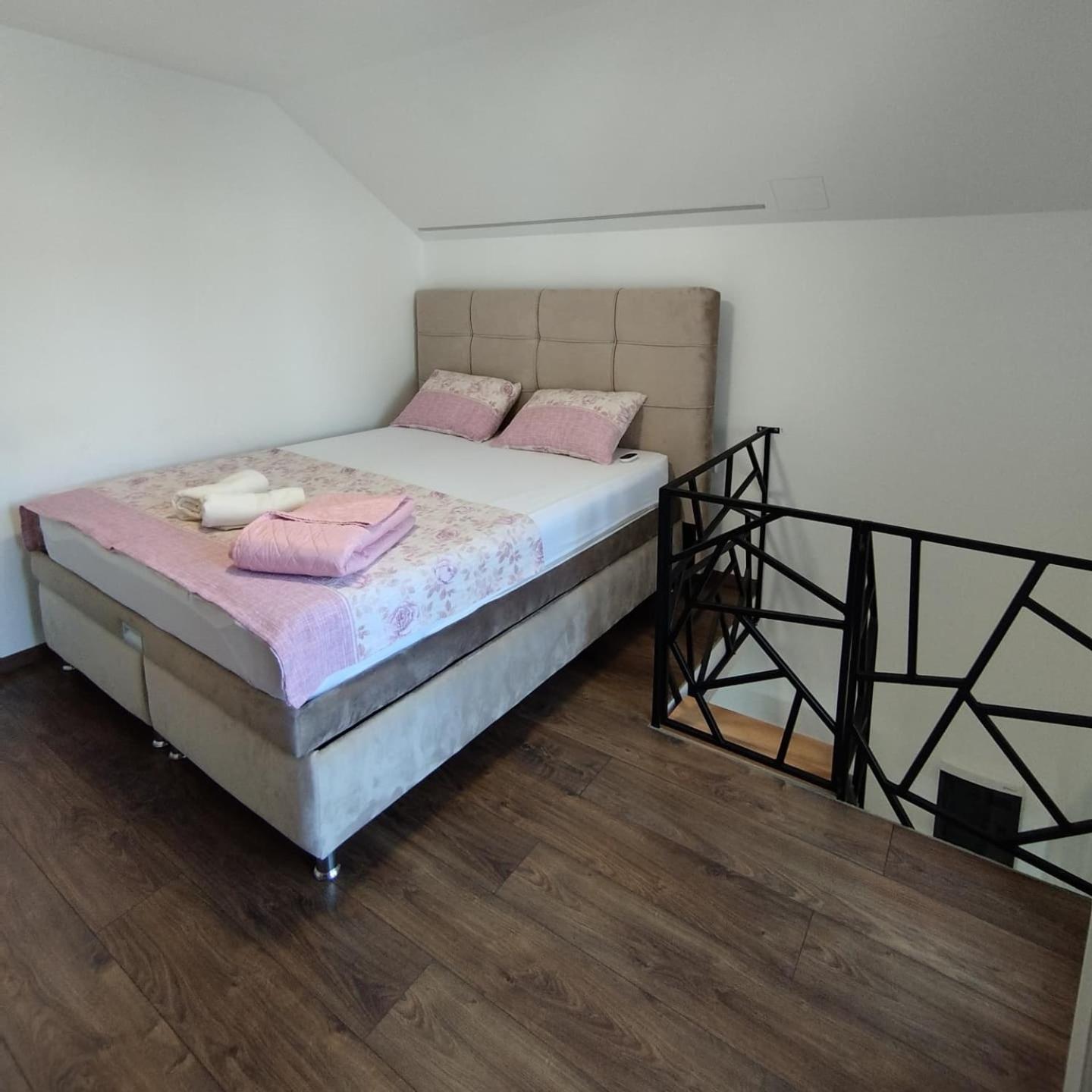Djune Ferienhaus *